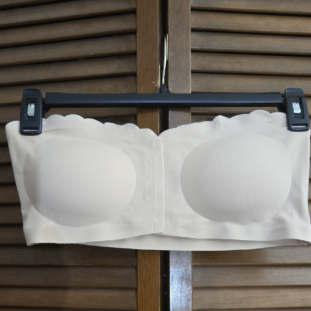 Source Unknown Cream Scalloped Bandeau